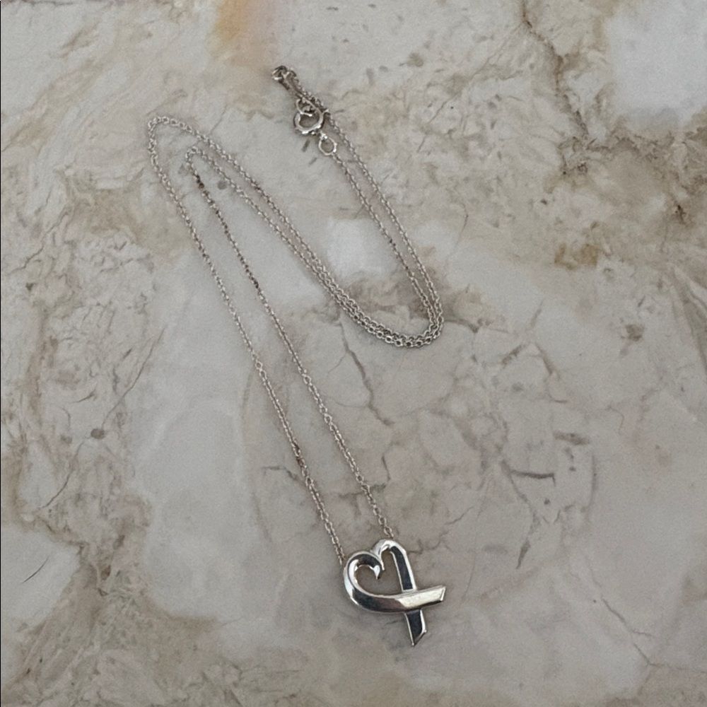 Tiffanyโ&โCo.ย PalomaโPicassoโLovingโHeartโNecklaceโSterlingโSilver